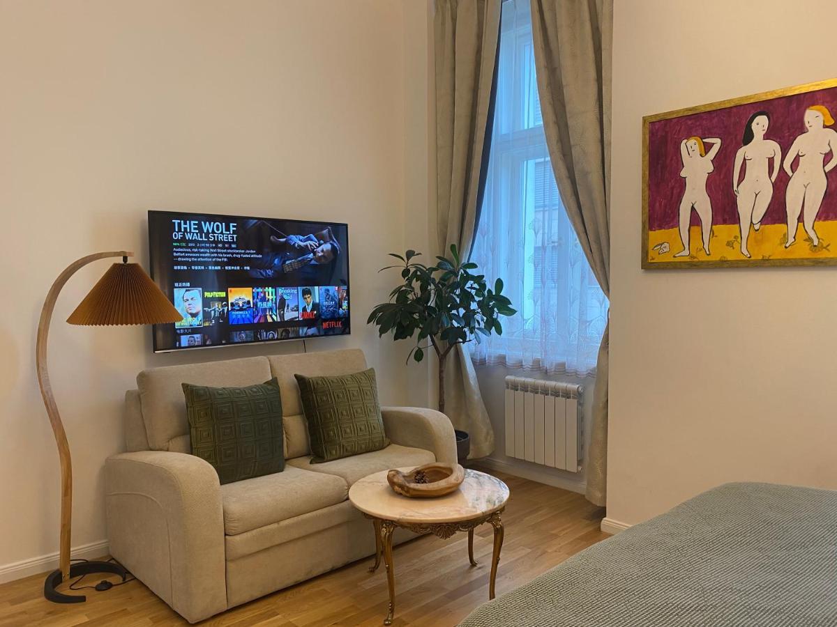 Nana Flat Apartment Прага Екстериор снимка